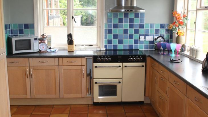 Rosemore Grange, sleeps  26,  Photo 4