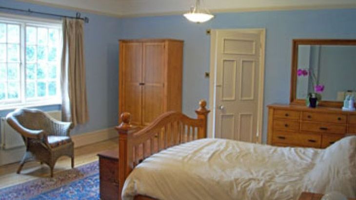 Rosemore Grange, sleeps  26,  Photo 6