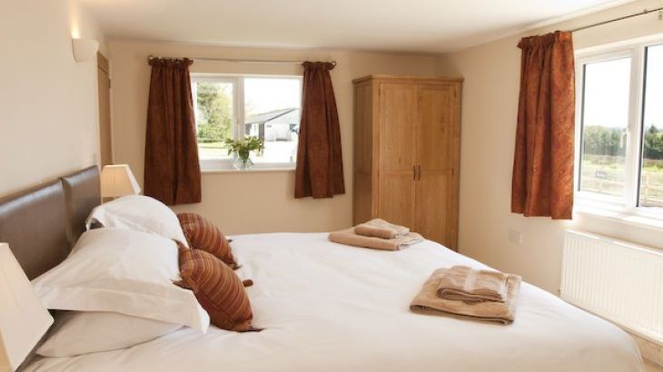 Holemoor Stables, sleeps 18, Photo 10 Holemoor Stables, sleeps 18, Photo 10