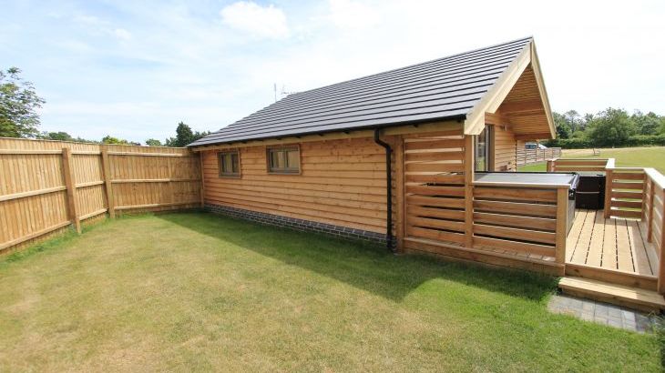 Beaver Den Lodge - Fields End Water - Photo 1