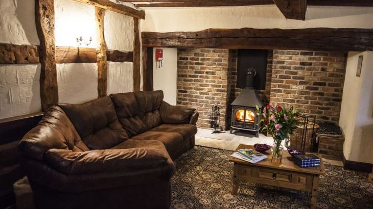 Brookbank Farm, sleeps  18,  Photo 7