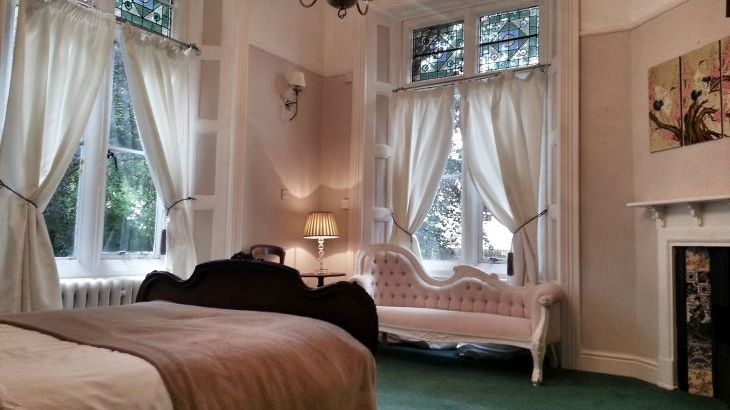 The Gothic Mansion, sleeps  50,  Photo 7