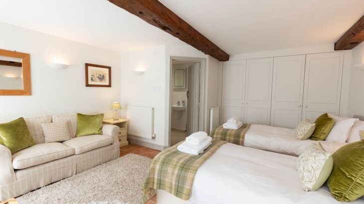The Long Barn, sleeps 12, Photo 9 The Long Barn, sleeps 12, Photo 9