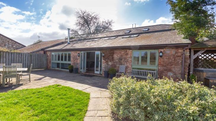 The Long Barn, sleeps 12, Photo 32 The Long Barn, sleeps 12, Photo 32