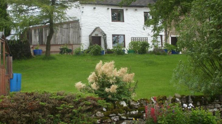 New Close Cottage - Photo 2