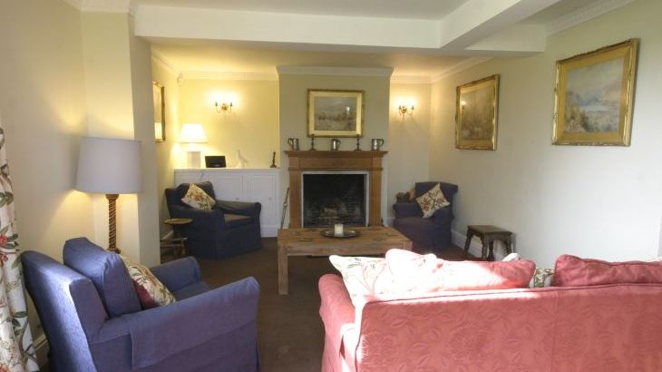 Kirkandrews House , sleeps  15,  Photo 8