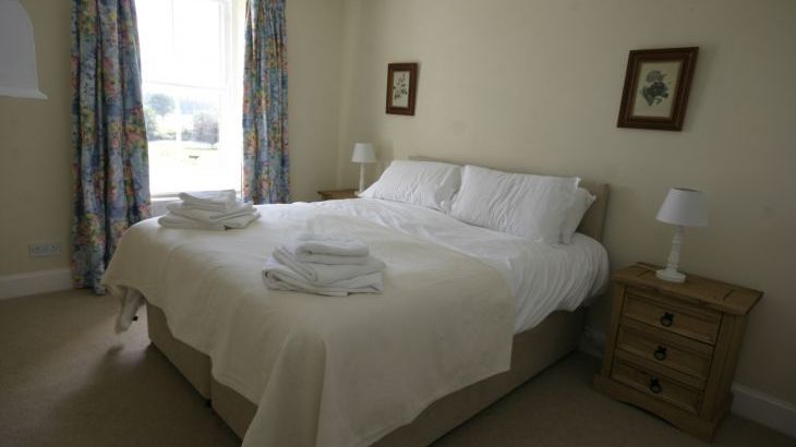 Kirkandrews House , sleeps  15,  Photo 14