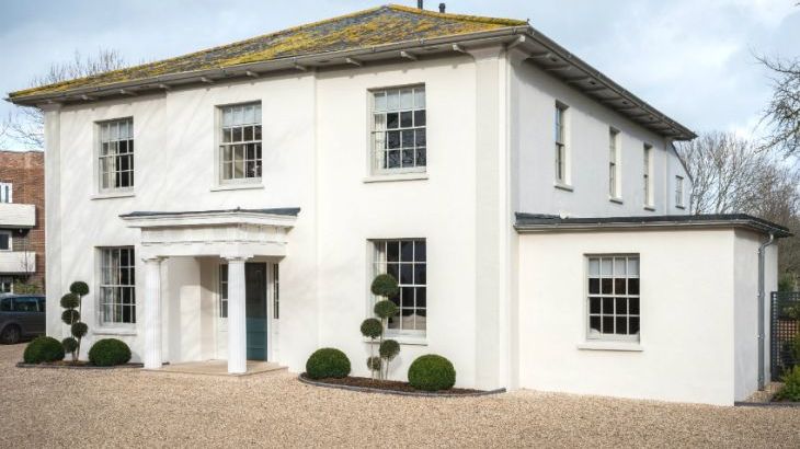 Allington Court, sleeps 21, Photo 1 Allington Court, sleeps 21, Photo 1