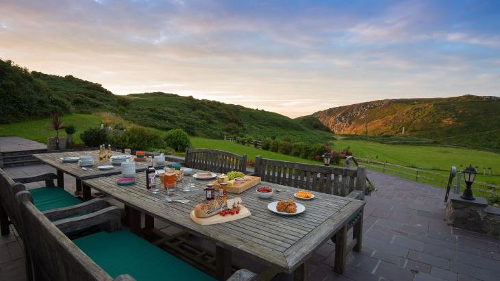 Llanlliana Coastal Retreat, sleeps  21,  Photo 14