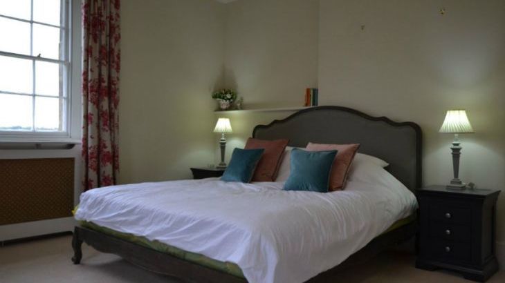 Portman House, sleeps  14,  Photo 12