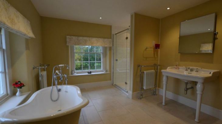 Portman House, sleeps  14,  Photo 18