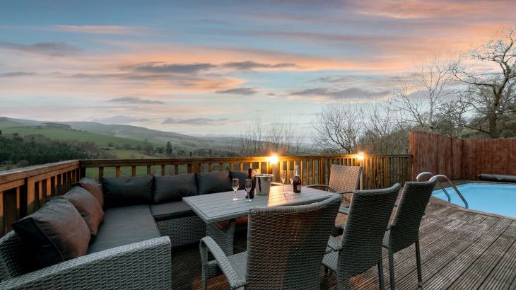 Hot tub with pool cottage   in Mid Wales