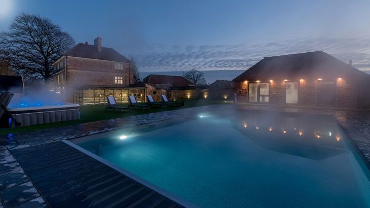 Big holiday cottages with a pool   in South West, West Country