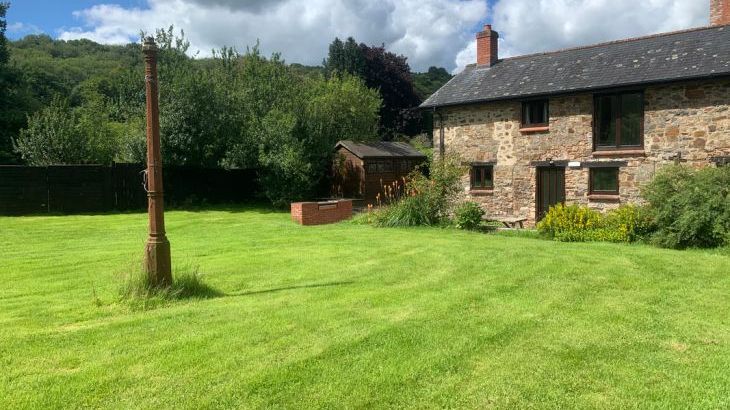 Orchard Barn at Duvale Priory, sleeps  29,  Photo 56