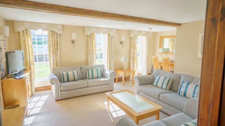 The Manor House, sleeps 28, Photo 5 The Manor House, sleeps 28, Photo 5