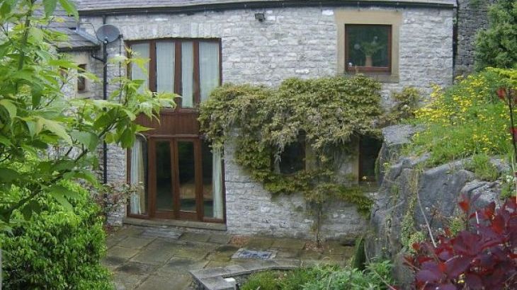 'COURTYARD BARN' - in the Peak District National Park, sleeps 20, Photo 3 'COURTYARD BARN' - in the Peak District National Park, sleeps 20, Photo 3