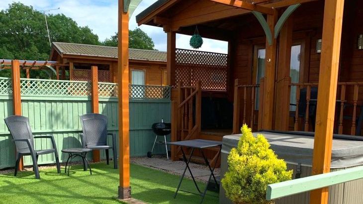 Bluebell Lodge - Main Photo