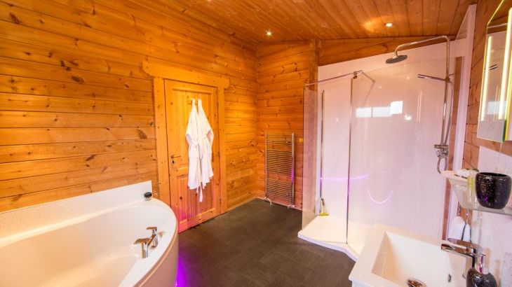 Bluebell Lodge - Photo 9