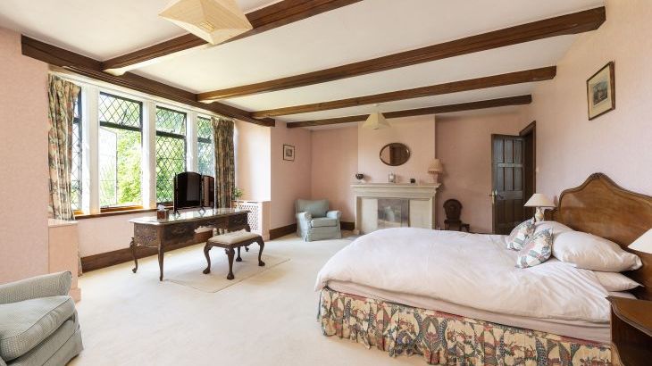 Northfields House, sleeps 28, Photo 8 Northfields House, sleeps 28, Photo 8