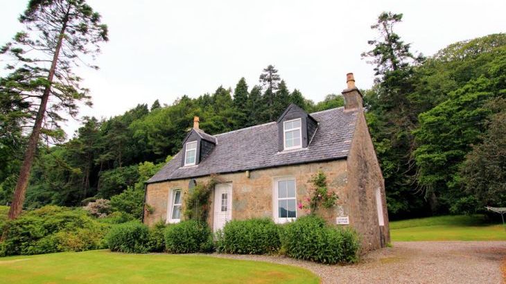 Lochead Cottage - Main Photo