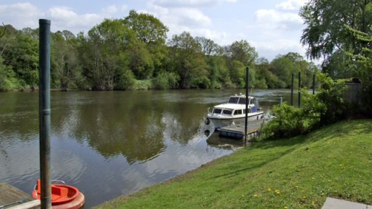 Rosewaters Pet-Friendly Holiday Cottage, Worcestershire  - Main Photo