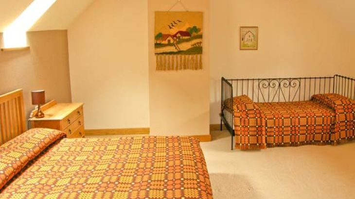 Y Sgubor Barn, sleeps  11,  Photo 10