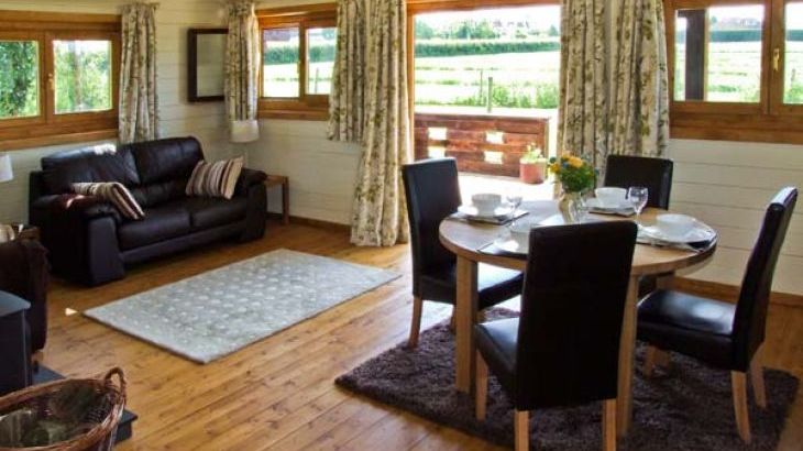 Crop Vale Holiday Lodge - Photo 2