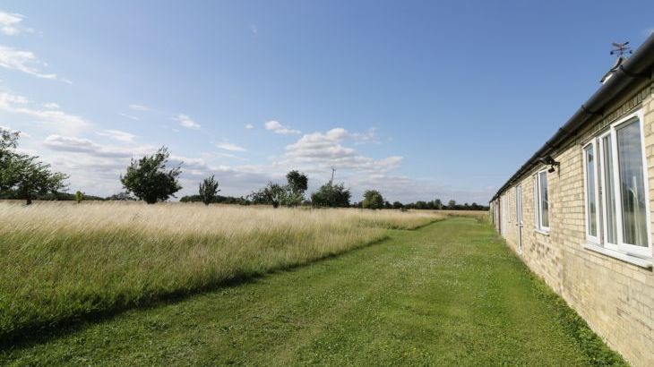 The Stables near Ely - Photo 10