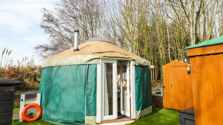 The Lakeside Yurt Dog Friendly Holiday Accommodation, Beckford, Cotswolds  - Main Photo