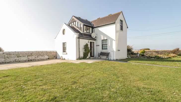 Cottage with pool for couples   in South West, West Country