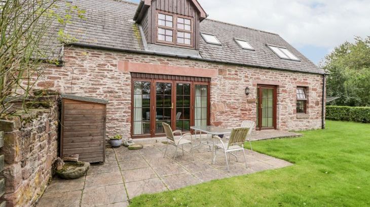 Nantusi Pet-Friendly Cottage, Kirriemuir, Central Scotland  - Photo 1