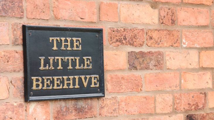 The Little Beehive - Photo 4