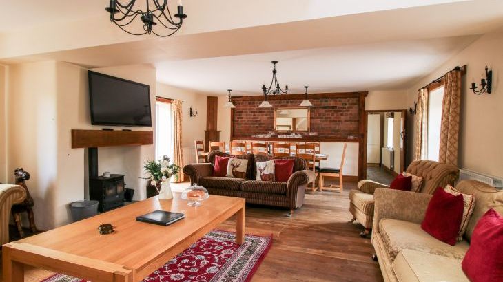 Trooper's Dog-Friendly Cottage, sleeps  12,  Photo 6