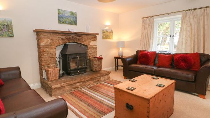 South Hill Farmhouse, sleeps  22,  Photo 6