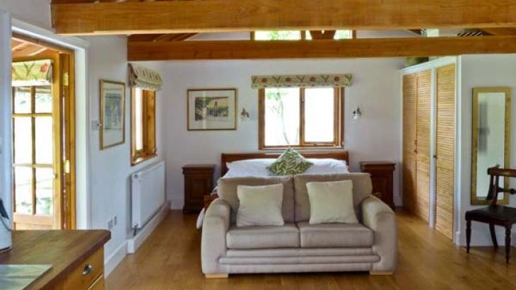 The Springs Romantic Retreat - Photo 2