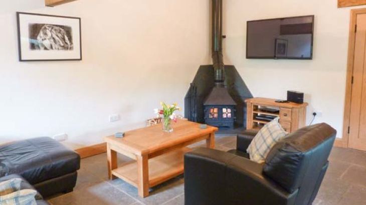 Yew Tree Cottage - Photo 3