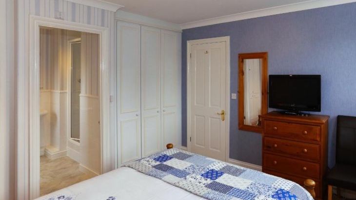 Glebe House - Photo 14