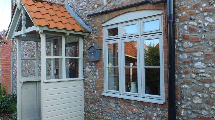 Beaconsfield Cottage - Photo 1