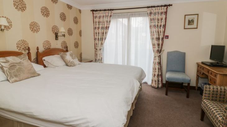 The Lodge off High Street - Photo 5