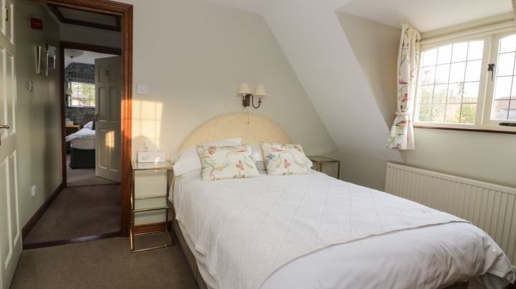 The Lodge off High Street - Photo 9