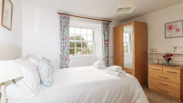 Penrose Farm Cottage - Photo 14