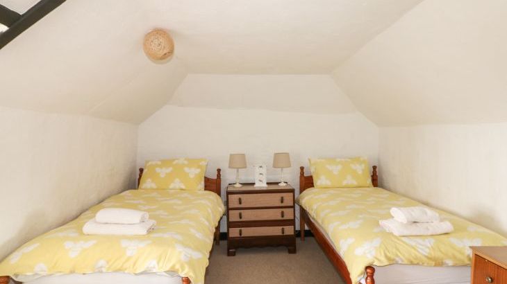 Penrose Farm Cottage - Photo 27