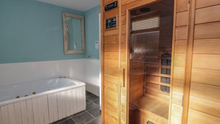 Starfish dog friendly holiday cottage, Salen, Central Scotland  - Photo 10