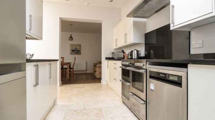 33 Crescent Gardens - Photo 9