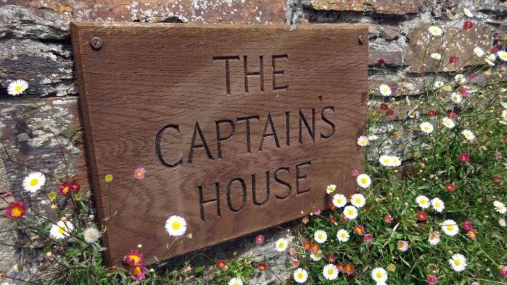 Captains House - Photo 17