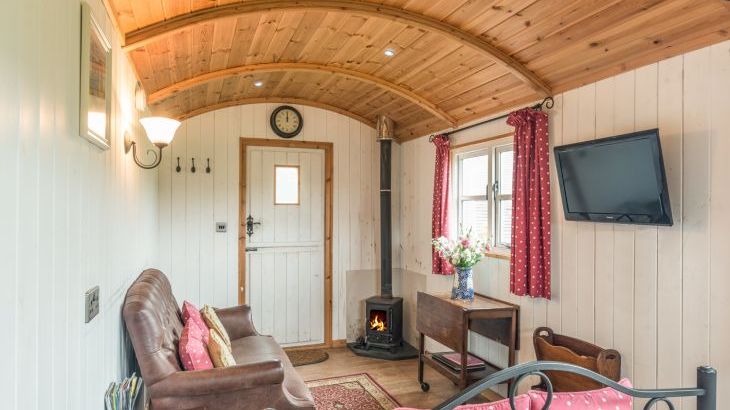 The Shepherd's Hut, Leighton, Heart of England - Photo 6