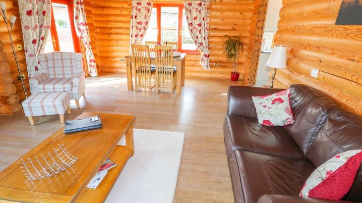 Ash Lodge - Photo 6