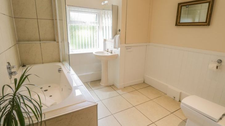 Eden House - Photo 19