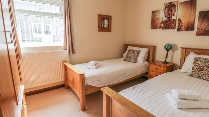 Eden House - Photo 27