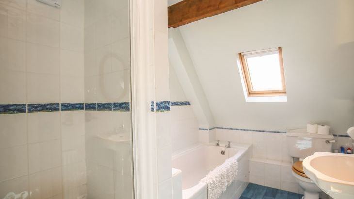 The Coach House - Photo 15